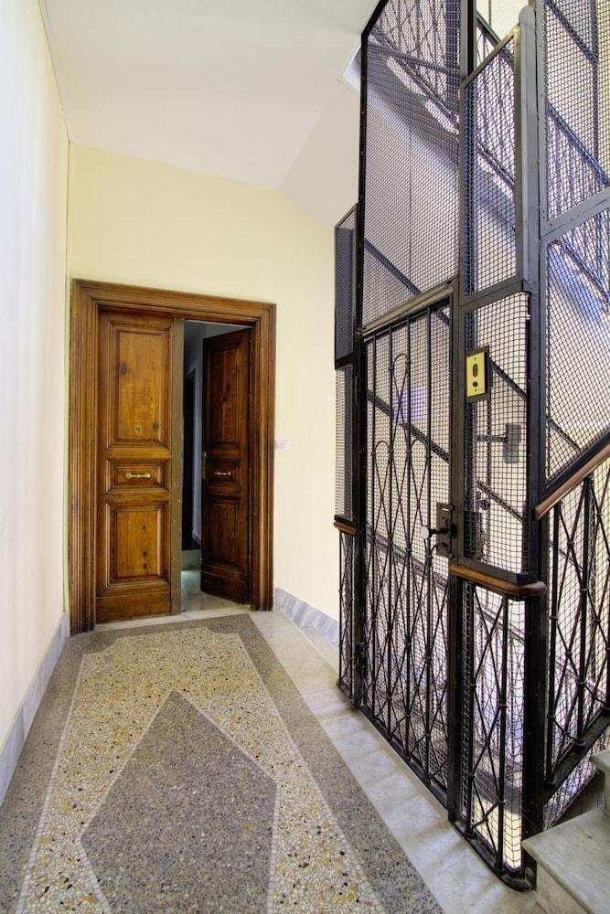 Floor 6 By Dot Suites Roma Exterior foto